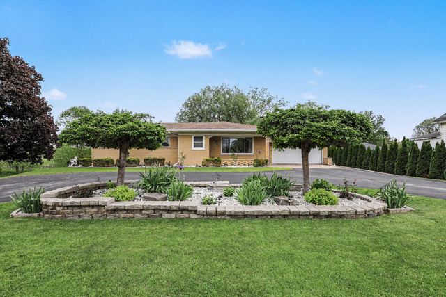 59126 Romeo Plank Road, Ray, MI 48096