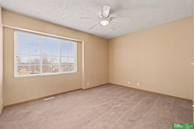 14703 Locust Street, Omaha, NE 68116
