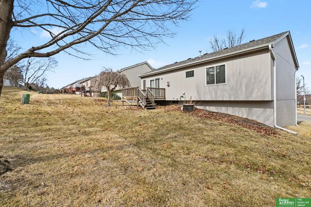 14703 Locust Street, Omaha, NE 68116