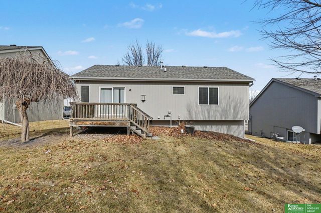 14703 Locust Street, Omaha, NE 68116