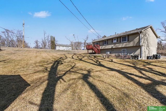 14703 Locust Street, Omaha, NE 68116