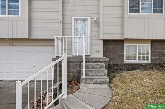 14703 Locust Street, Omaha, NE 68116