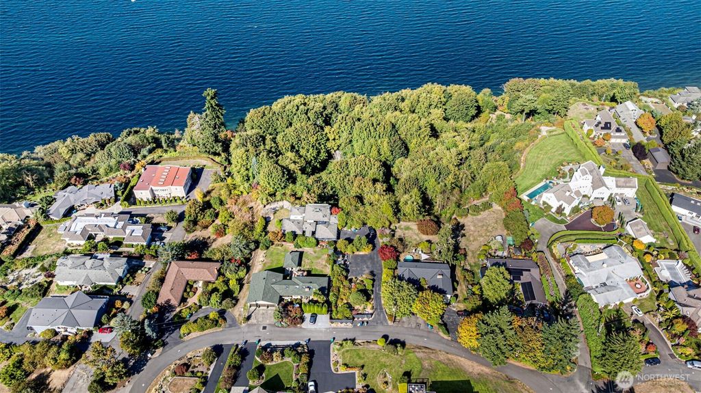 29438 10th Avenue SW, Federal Way, WA 98023