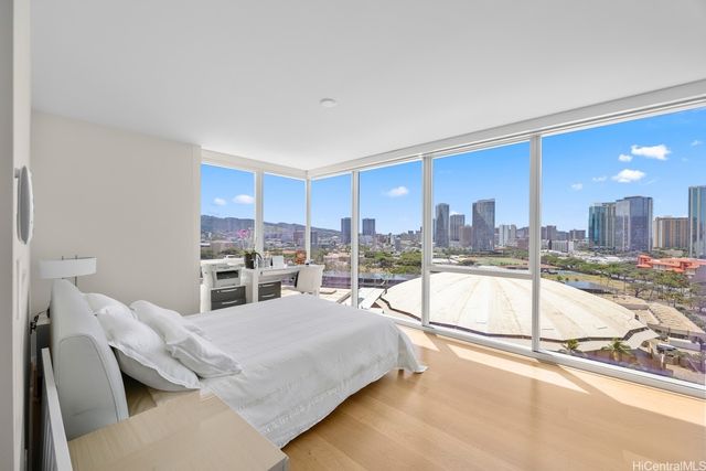 888 Kapiolani Boulevard 1703, Honolulu, HI 96813