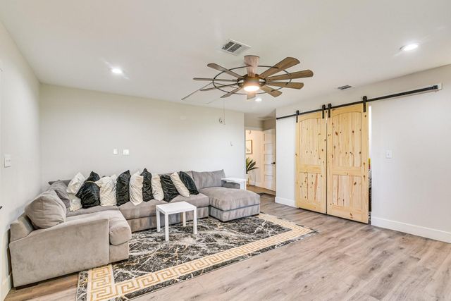 7003 Mccoy Road, Manvel, TX 77578