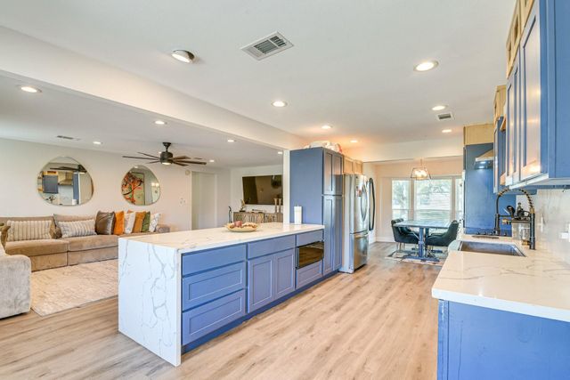 7003 Mccoy Road, Manvel, TX 77578