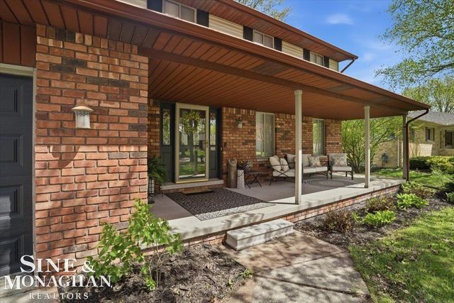 360 Constitution Avenue, Marysville, MI 48040
