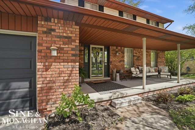360 Constitution Avenue, Marysville, MI 48040