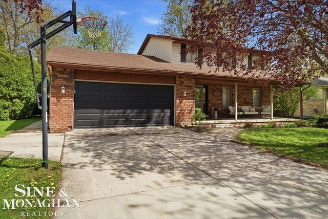 360 Constitution Avenue, Marysville, MI 48040
