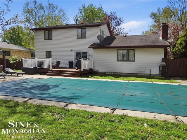 360 Constitution Avenue, Marysville, MI 48040