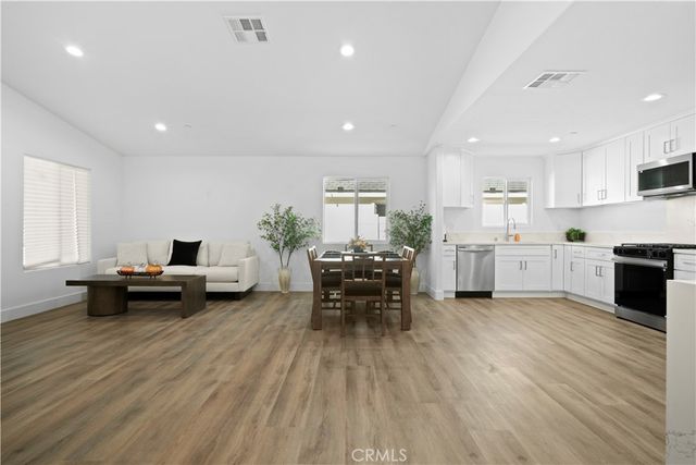 321 E 2nd, San Jacinto, CA 92583