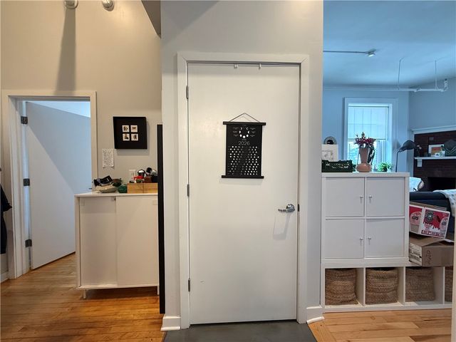 212 45th St 2B, Lawrenceville, PA 15201