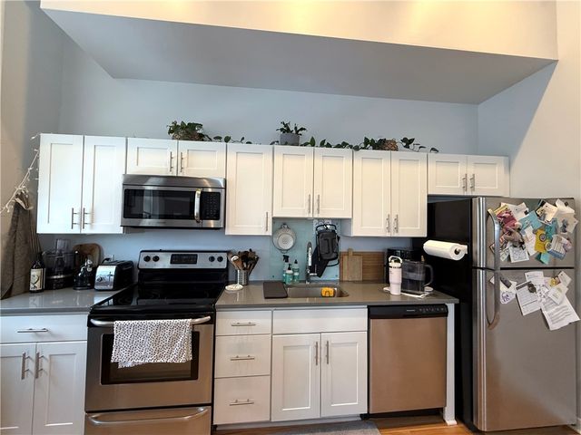 212 45th St 2B, Lawrenceville, PA 15201