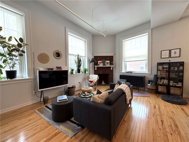 212 45th St 2B, Lawrenceville, PA 15201