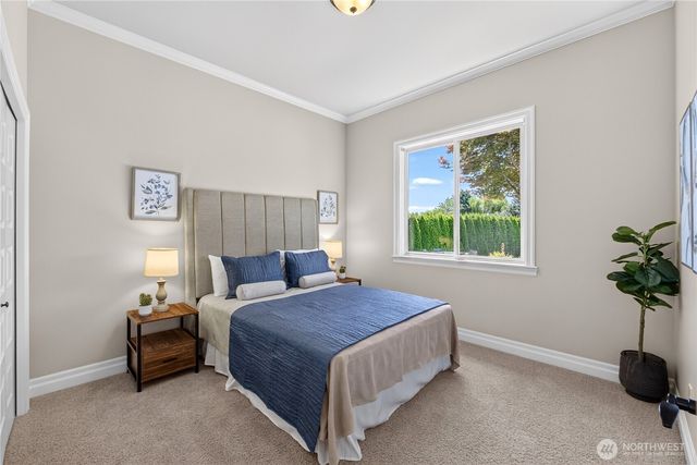 3006 220th Avenue E, Lake Tapps, WA 98391