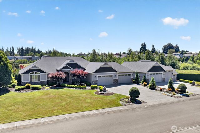 3006 220th Avenue E, Lake Tapps, WA 98391