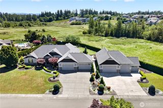 3006 220th Avenue E, Lake Tapps, WA 98391
