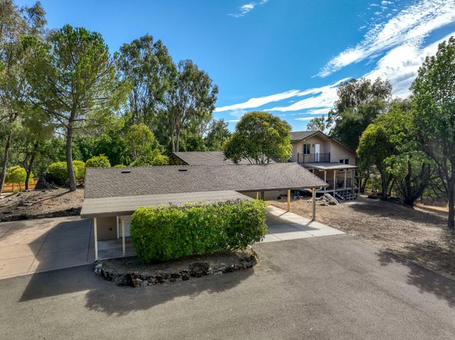 8603 Angeli Ln, Loomis, CA 95650