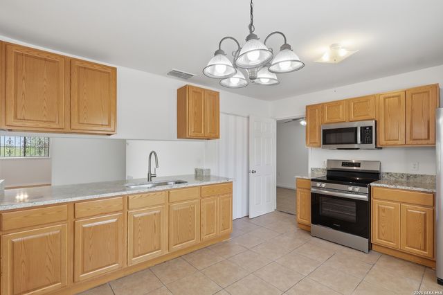 9142 Seafarer, San Antonio, TX 78242