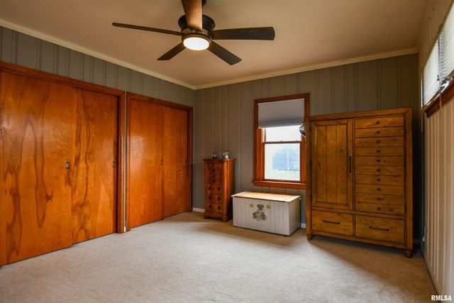 515 W POPLAR Street, Taylorville, IL 62568