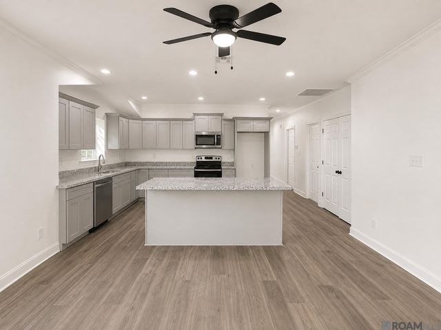 2829 Convention, Baton Rouge, LA 70806