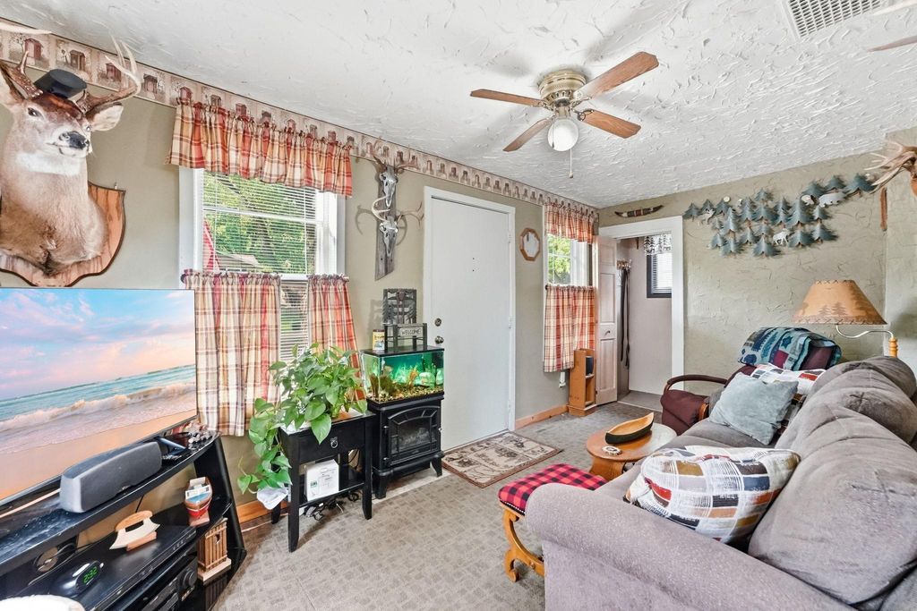 3210 Zane Avenue N, Crystal, MN 55422 — photo 2