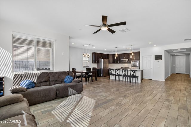 2163 W ASTON Drive, San Tan Valley, AZ 85144