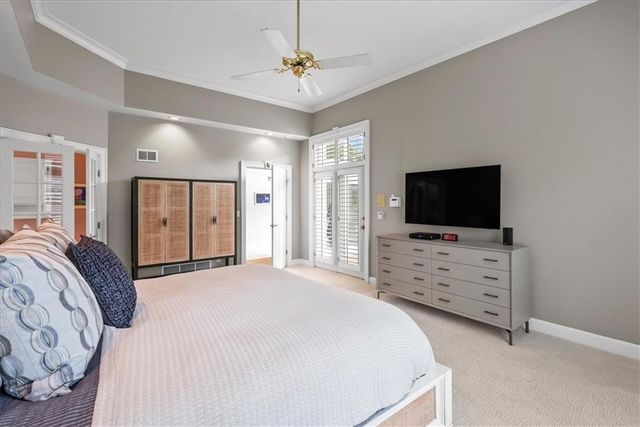 12642 Sherwood Drive, Leawood, KS 66209