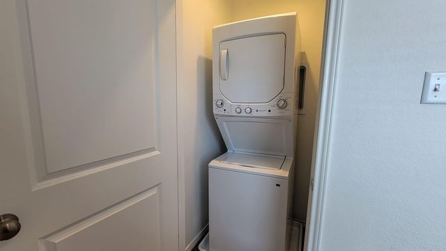 192 Gabbro GDNS, Maxwell, TX 78656