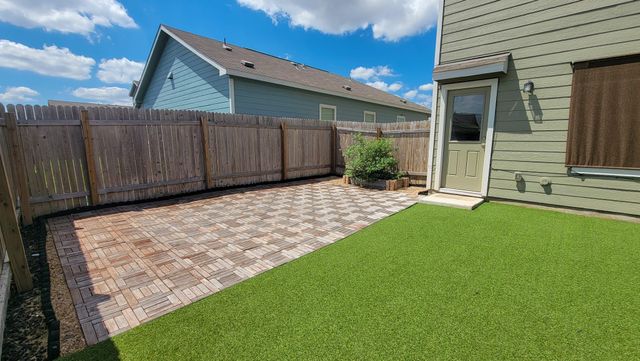 192 Gabbro GDNS, Maxwell, TX 78656