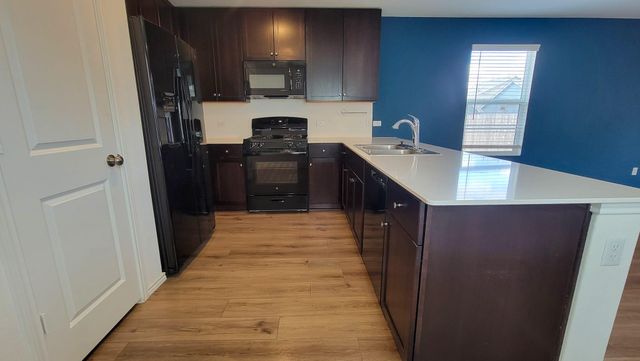 192 Gabbro GDNS, Maxwell, TX 78656