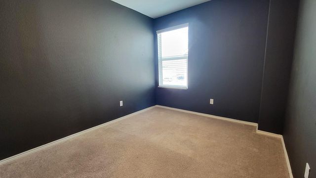 192 Gabbro GDNS, Maxwell, TX 78656