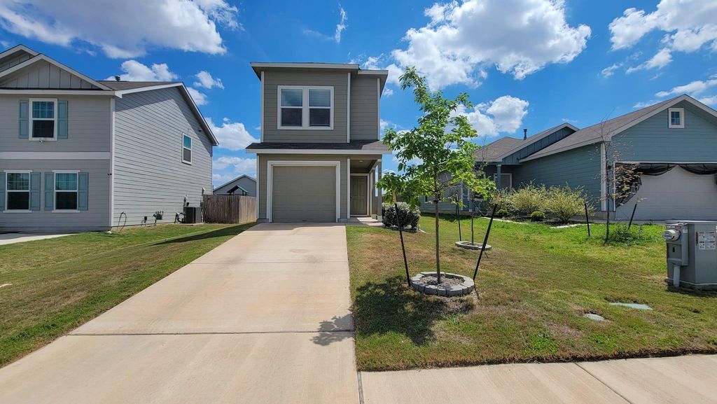 192 Gabbro GDNS, Maxwell, TX 78656