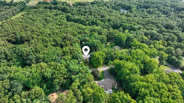 22727 Sunset Drive, Kalamazoo, MI 49009