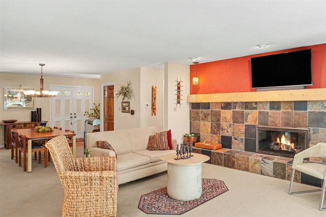 22727 Sunset Drive, Kalamazoo, MI 49009
