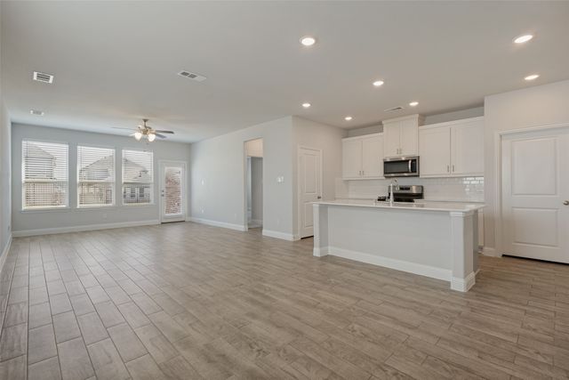 724 Amenduni Lane, Anna, TX 75409