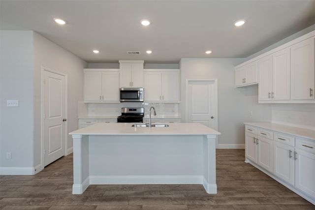 724 Amenduni Lane, Anna, TX 75409