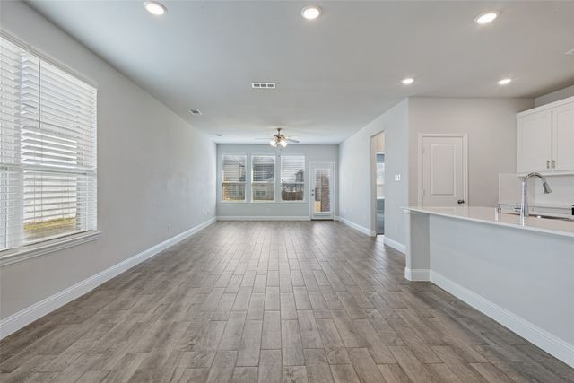 724 Amenduni Lane, Anna, TX 75409