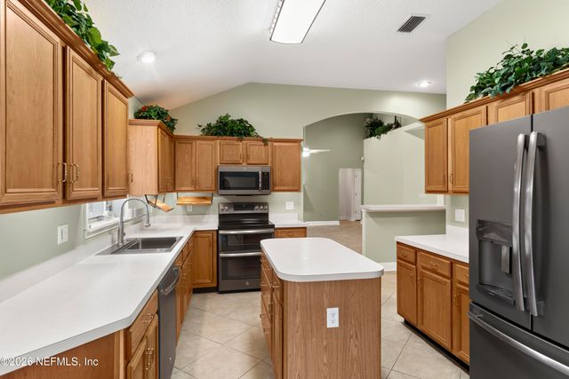 1745 FIDDLERS RIDGE Drive, Fleming Island, FL 32003