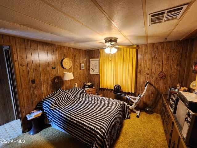 2400 W ROGERS Loop, Show Low, AZ 85901