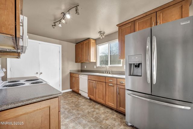 3241 Edna Court, Sparks, NV 89431