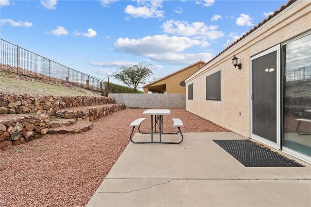 6052 S Bella Vista Drive, Fort Mohave, AZ 86426