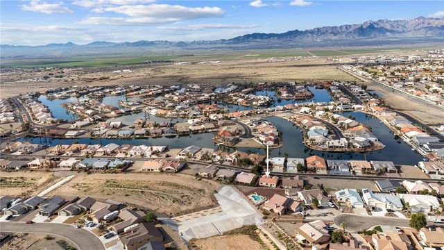 6052 S Bella Vista Drive, Fort Mohave, AZ 86426