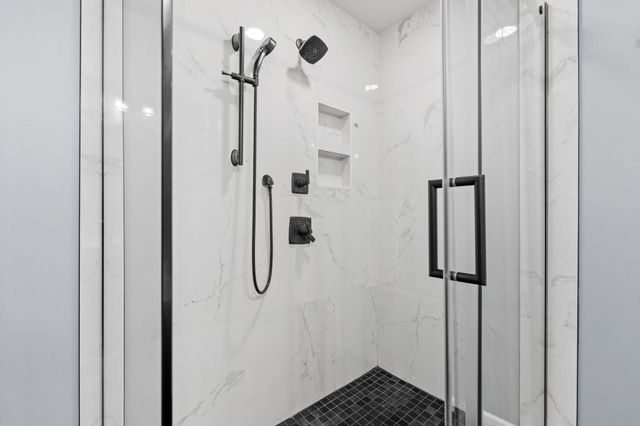 101 W 93rd Street, Bloomington, MN 55420