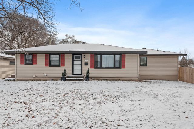 101 W 93rd Street, Bloomington, MN 55420