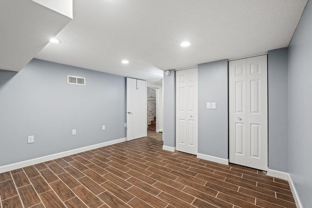 101 W 93rd Street, Bloomington, MN 55420