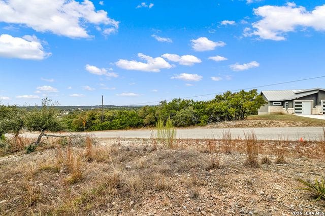683 Lasso Loop, Canyon Lake, TX 78133