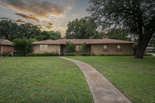 7200 Brooks Avenue, Richland Hills, TX 76118
