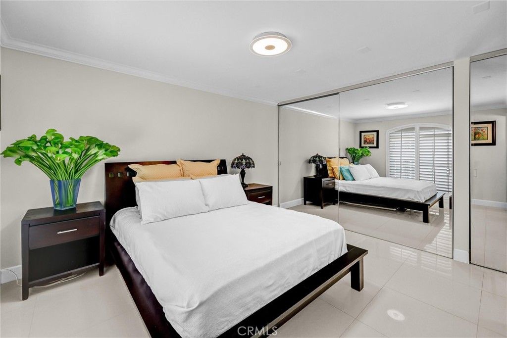 Image 12 of property listing at 500 Cagney 217, Newport Beach, CA 92663