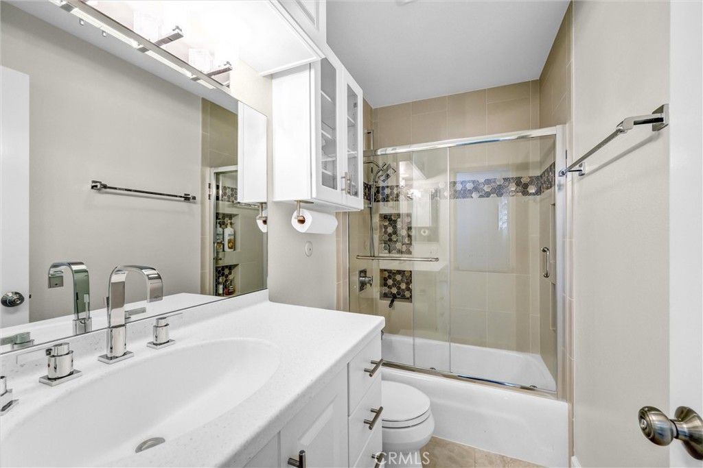 Image 14 of property listing at 500 Cagney 217, Newport Beach, CA 92663
